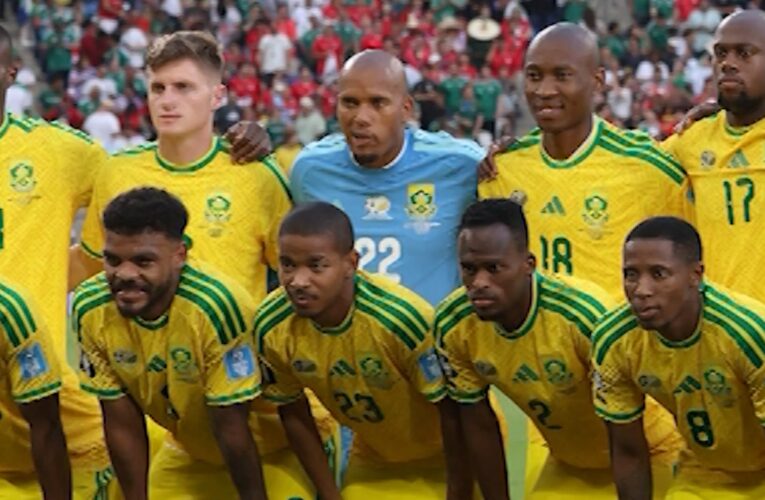 بعد أسبوعين من مشاركته في المونديال.. وفاة لاعب منتخب “بافانا بافانا” عن 25 عاماً