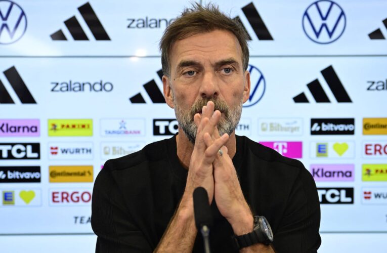 بخصوص “عائلته”.. كلوب يوجه تحذيرًا للجماهير بعد تعيينه مدربًا لمنتخب ألمانيا وهذا أبرز ما قاله