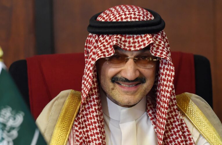 “الهلال أمانة من أخوي محمد بن سلمان”.. هذا ما قاله الوليد بن طلال بعد الفوز على الأهلي