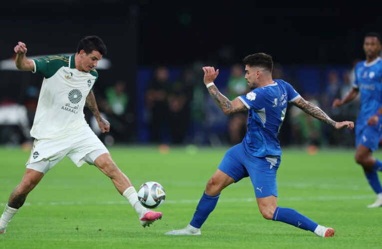 الكشف عن الفائزين بجوائز أغسطس في الدوري السعودي