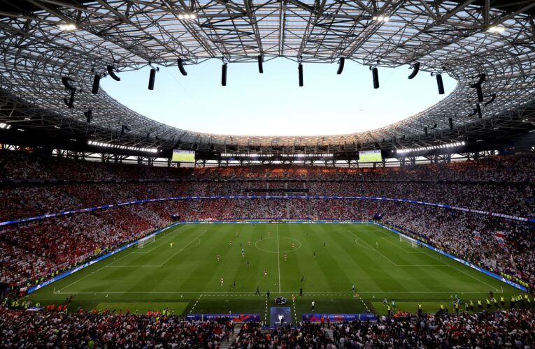 “يويفا” يكشف عن خطته لتكريم ضحايا فيضانات نيبال خلال مباريات دوري أبطال أوروبا