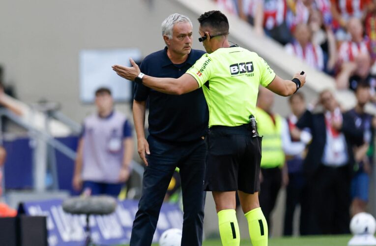 مورينيو يفتح النار على التحكيم في إسبانيا بعد خسارة ديربي مدريد