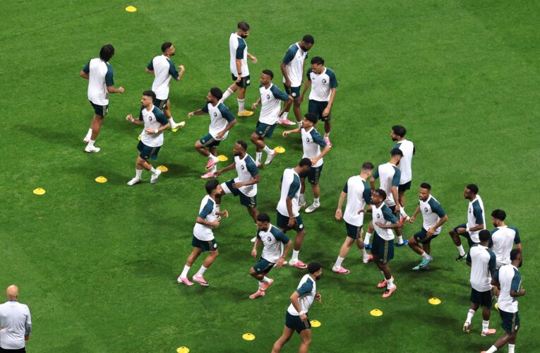 استبعاد لاعب جديد من معسكر السعودية قبل نصف نهائي “خليجي 27”