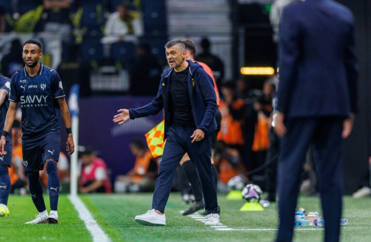 “كُن شجاعاً”.. لاعب سعودي يرد بقوة على تصريحات مدربه السابق كونسيساو